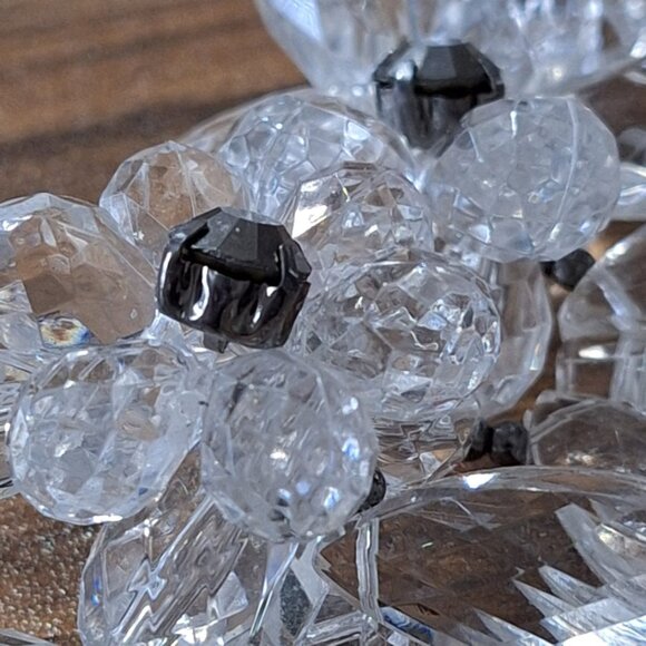 Crystal Flower Faceted Black Rhinetone Cluster Statement Necklace - Picture 6 of 9